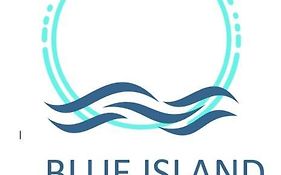 Blue Island Hotel